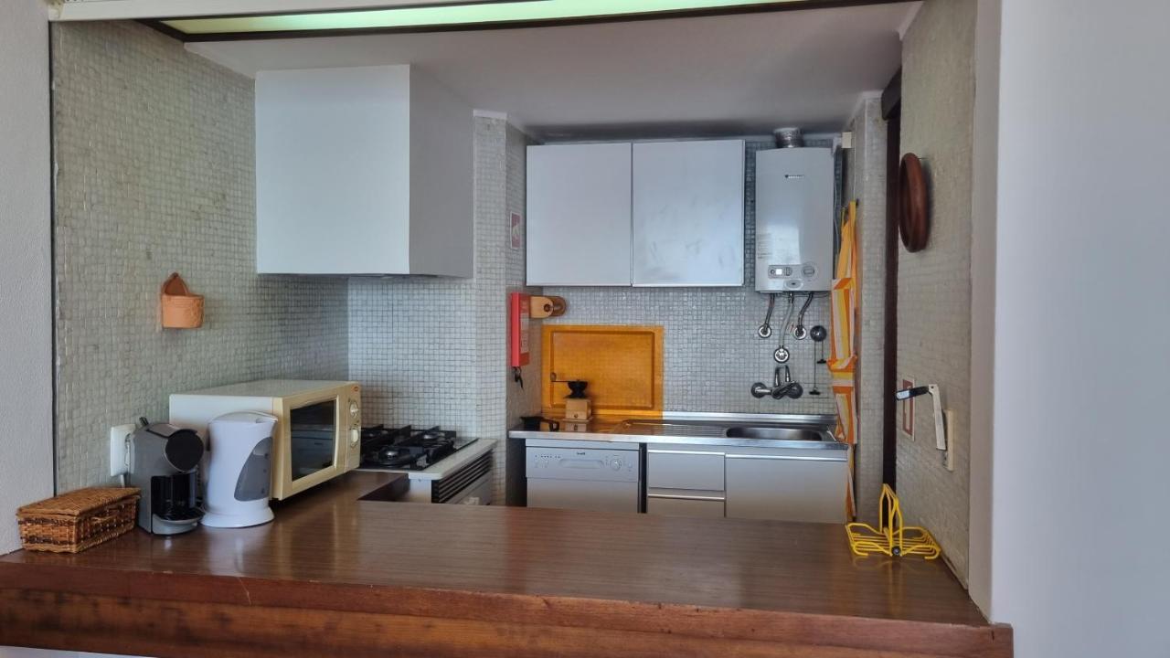 Sesimbra Sun&Sea - Beachfront Apartment! 외부 사진